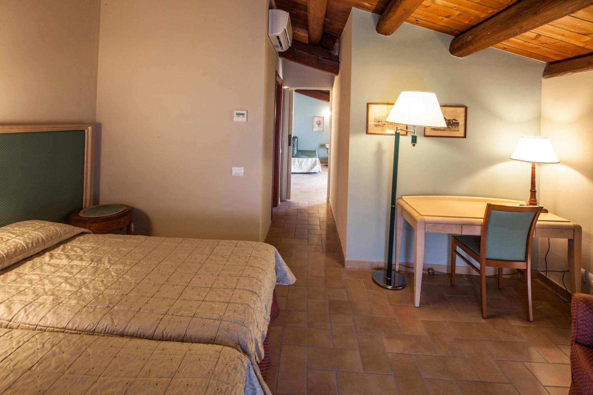 فيرّارا Hotel Residence Diamantina المظهر الخارجي الصورة